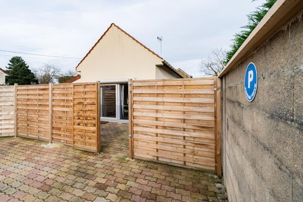 Maison Proche Disneyland , Parc Des Felins Et Coulommiers Saint-Augustin (Seine-et-Marne) Exterior foto